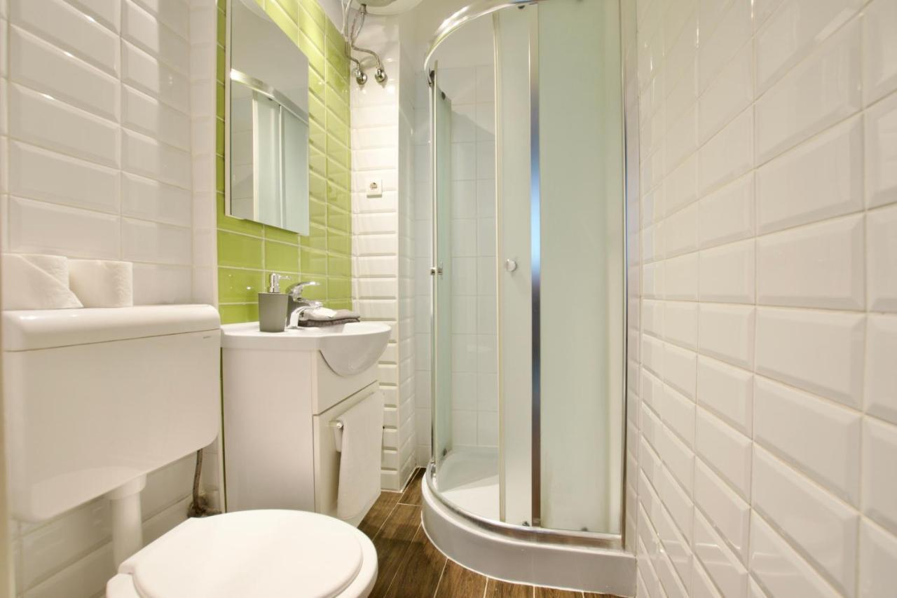 Standard Apartment By Hi5 - Center Of City Center Budapest Exteriör bild